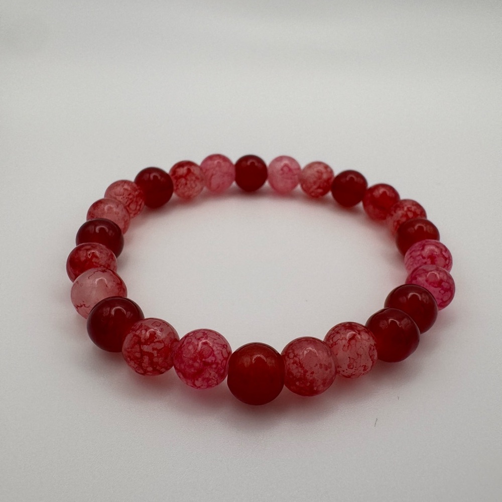 Chic Red Gradient Beaded Bracelet - Picture 2 of 4